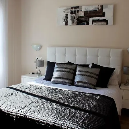 Golf Hills Apartment Estepona